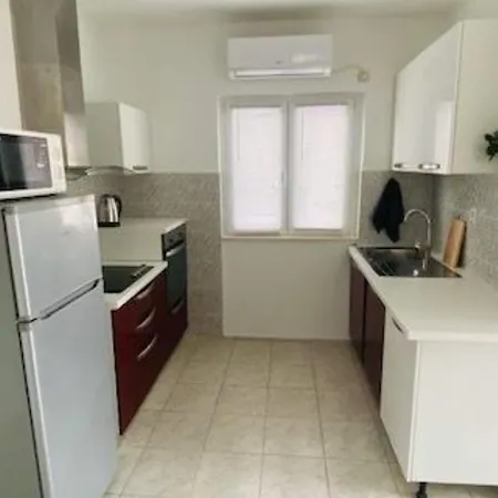 Brazza - Two Bedroom 1 밀나