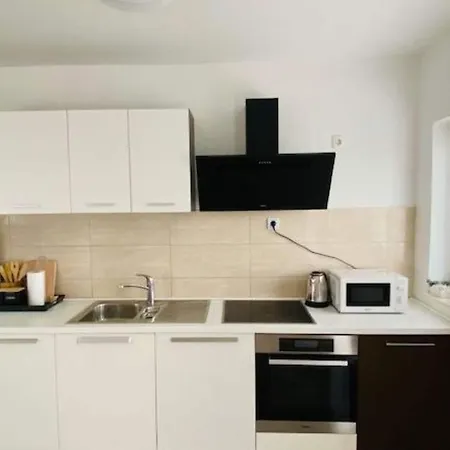 빌라 Brazza - Two Bedroom 1 밀나