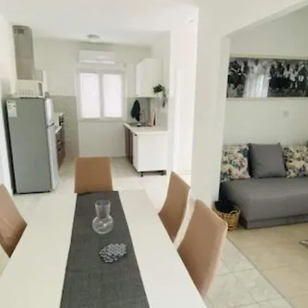 Brazza - Two Bedroom 1 וילה *