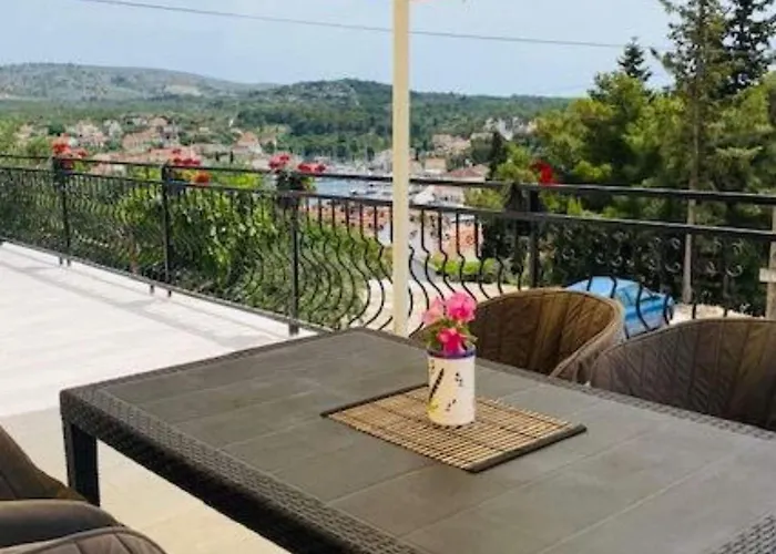 Brazza - Two Bedroom 1