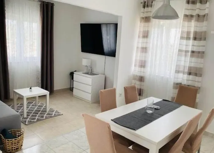 Brazza - Two Bedroom 1 Villa