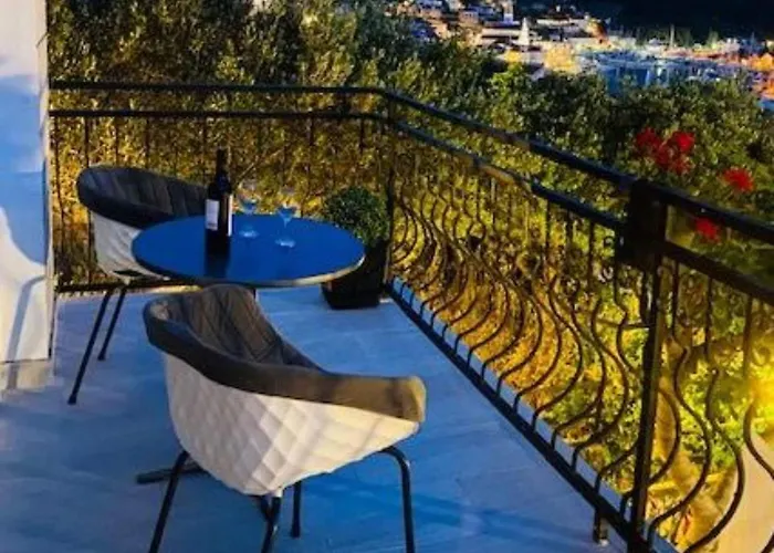 Villa Brazza - Two Bedroom 1